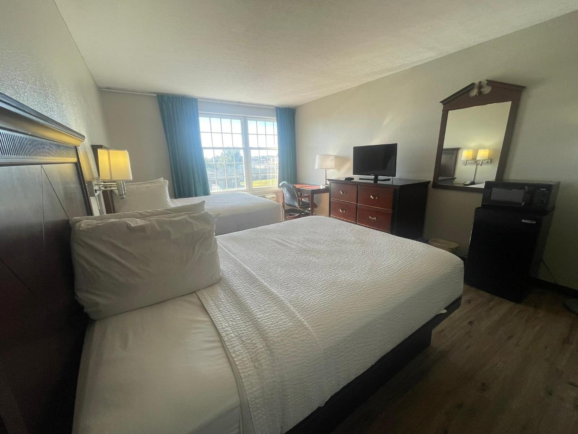 Days Inn By Wyndham Madisonville Zewnętrze zdjęcie
