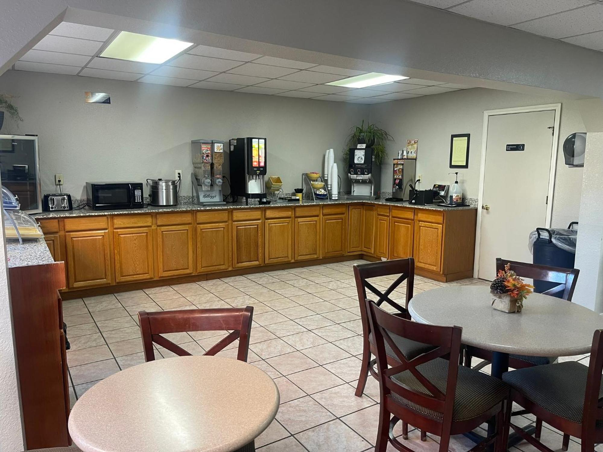 Days Inn By Wyndham Madisonville Zewnętrze zdjęcie